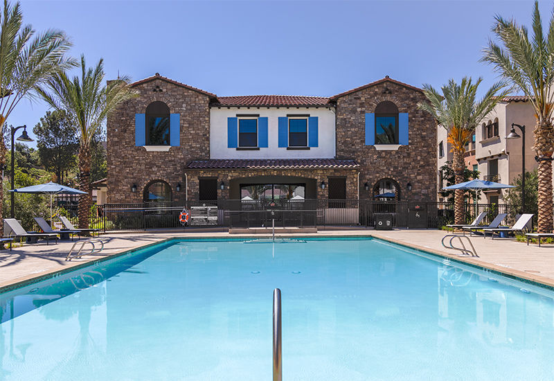 The Courtyards Pacific Village Image 2