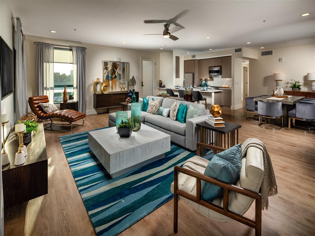 2300 Wilshire Image 3