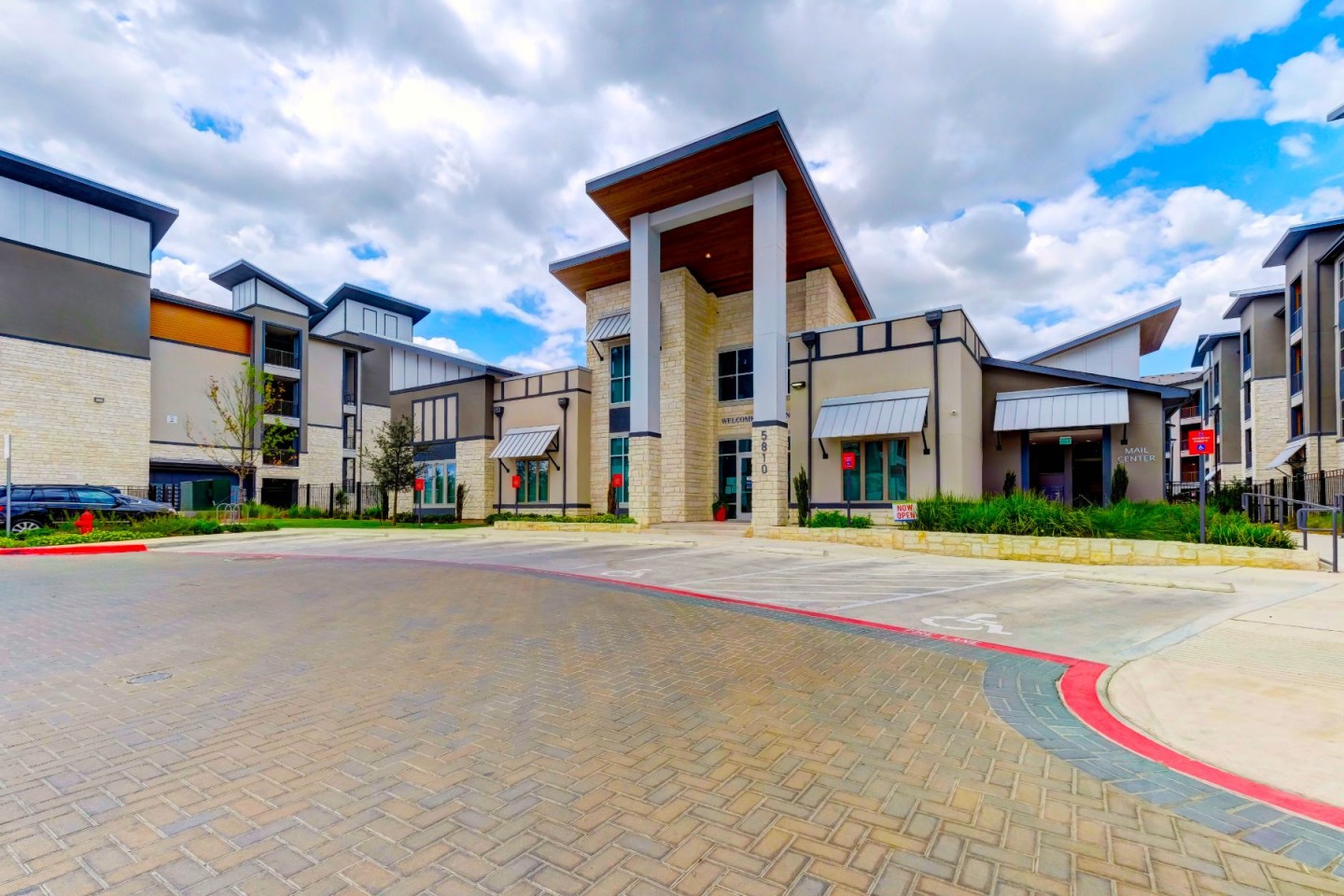 OXLY Apartments Image 22