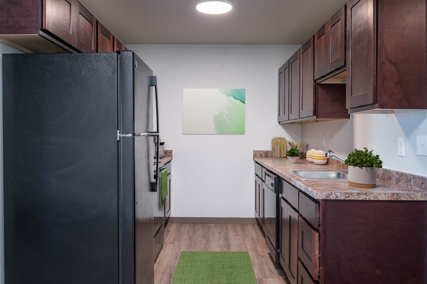Spruce Park Apartments Image 4