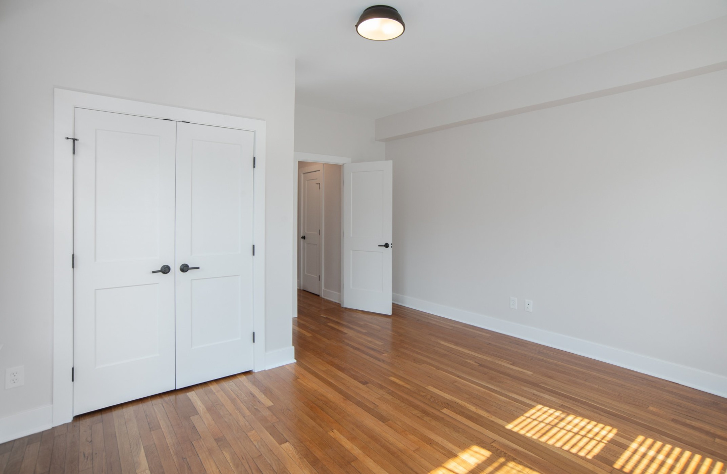 1830 R Apartments Image 3