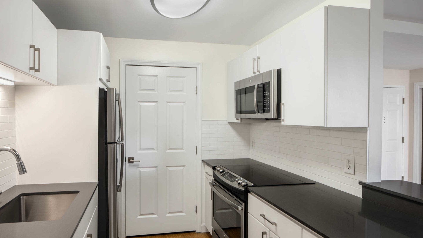 Cronin's Landing Image 19
