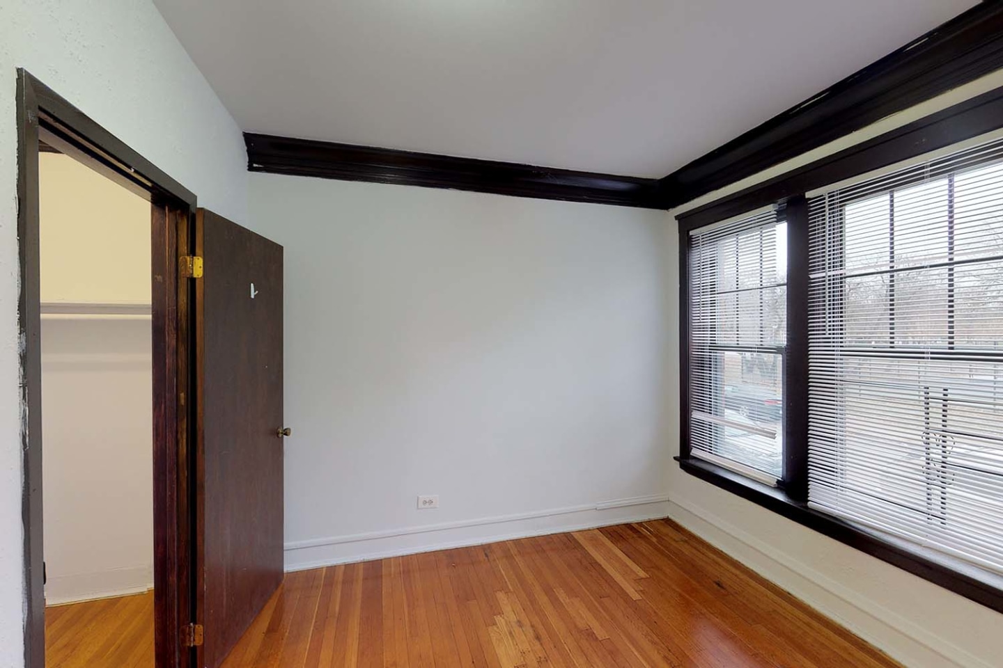 5335-5345 S. Kimbark Ave. Image 12