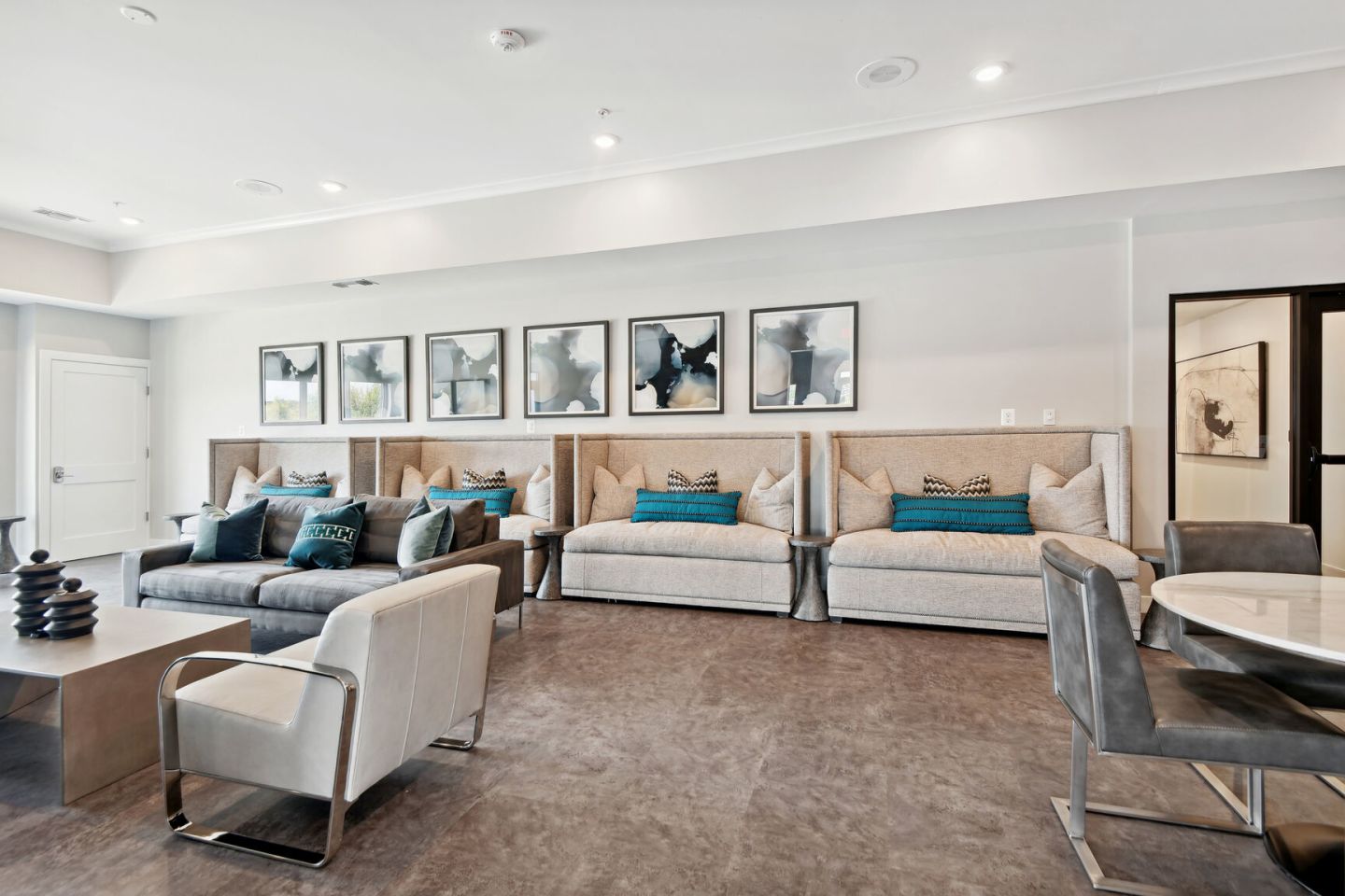 Five43 Apartments Image 37