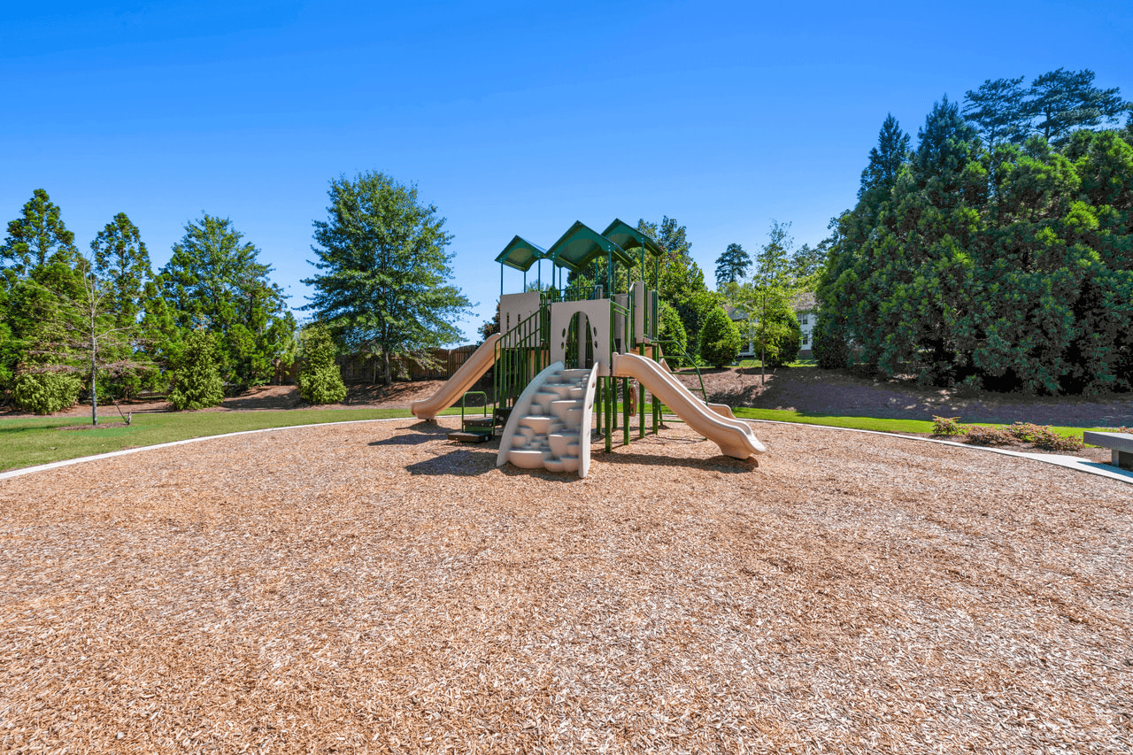 Affordable Housing - Caveness Farms Apartment Homes Image 12