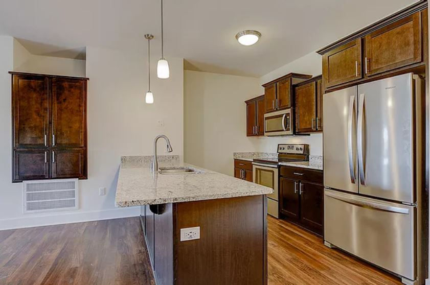 Greenfield Highlands Image 39