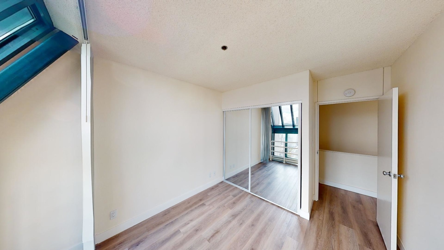 Trinity Towers Apartments Image 34