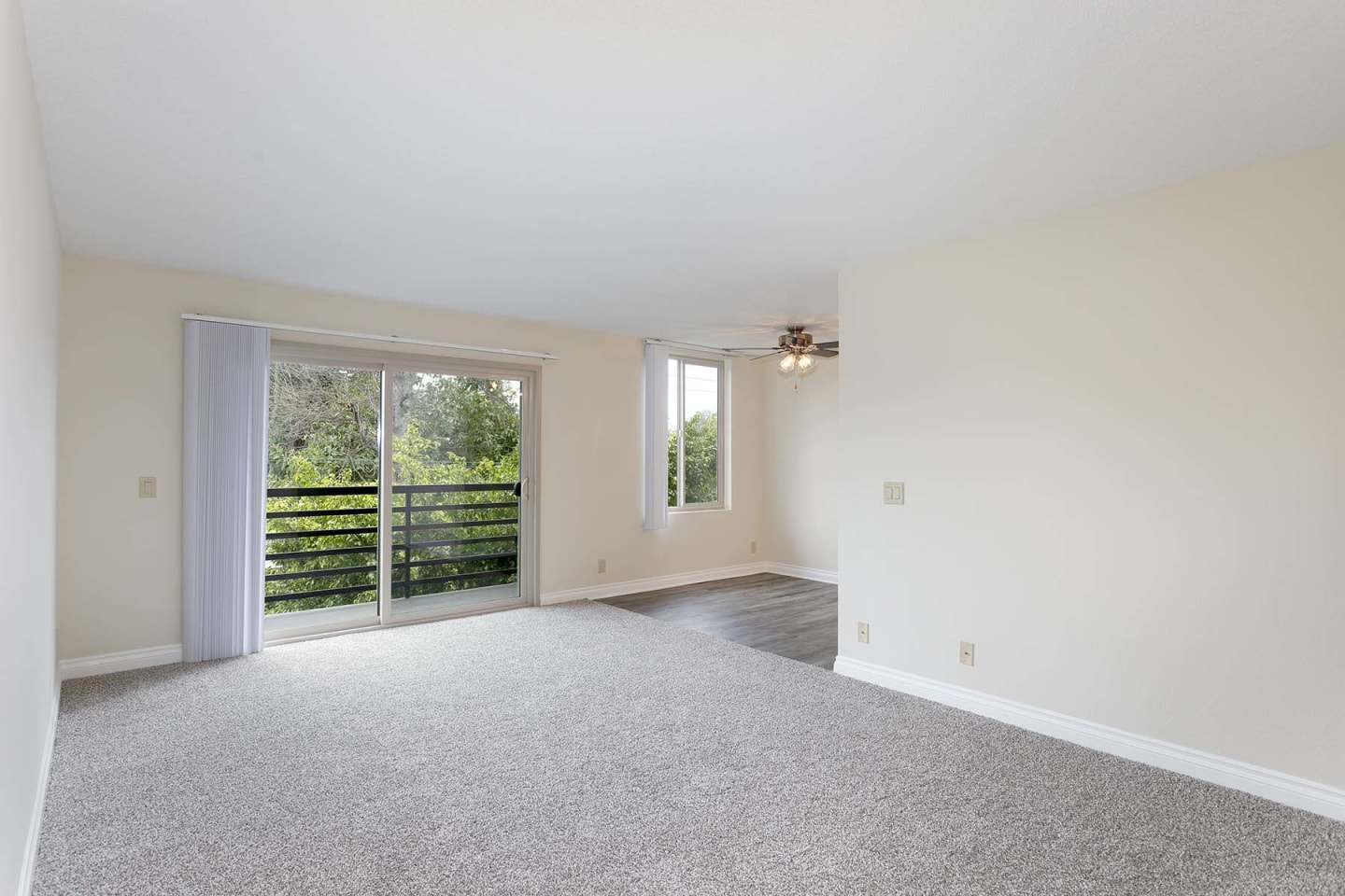 Burbank Gardens Image 7