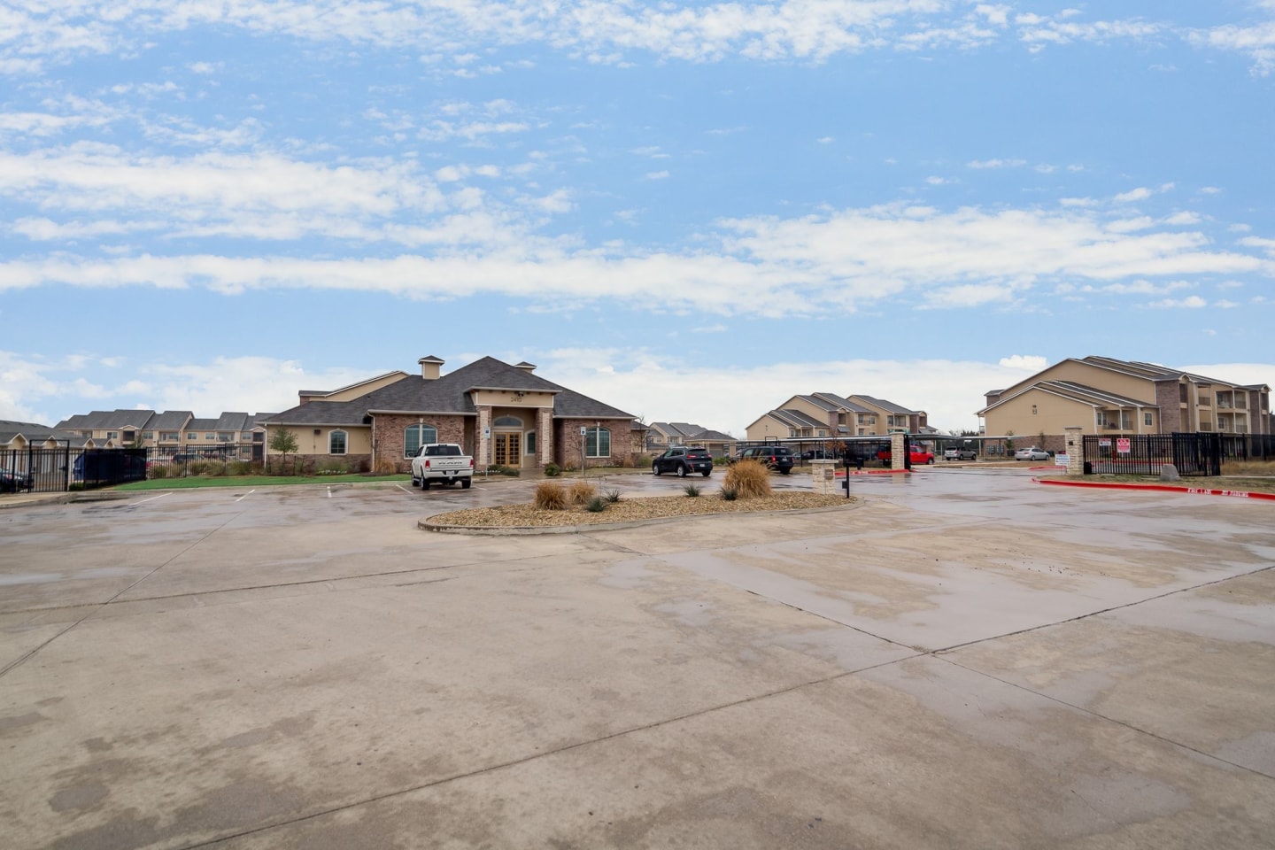 Majors Place Image 54
