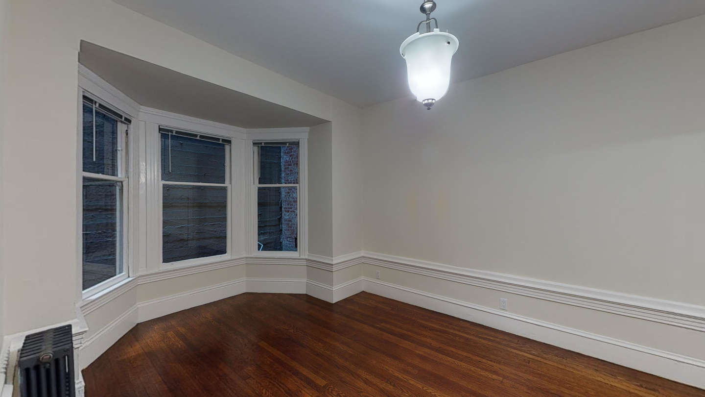 720 Jones Street Image 18