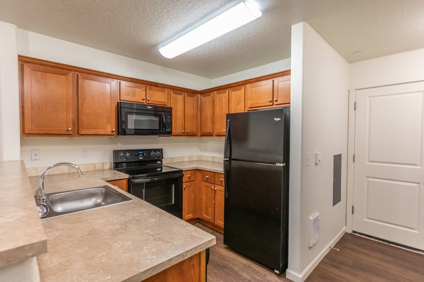 Fairview Court Townhomes Image 13