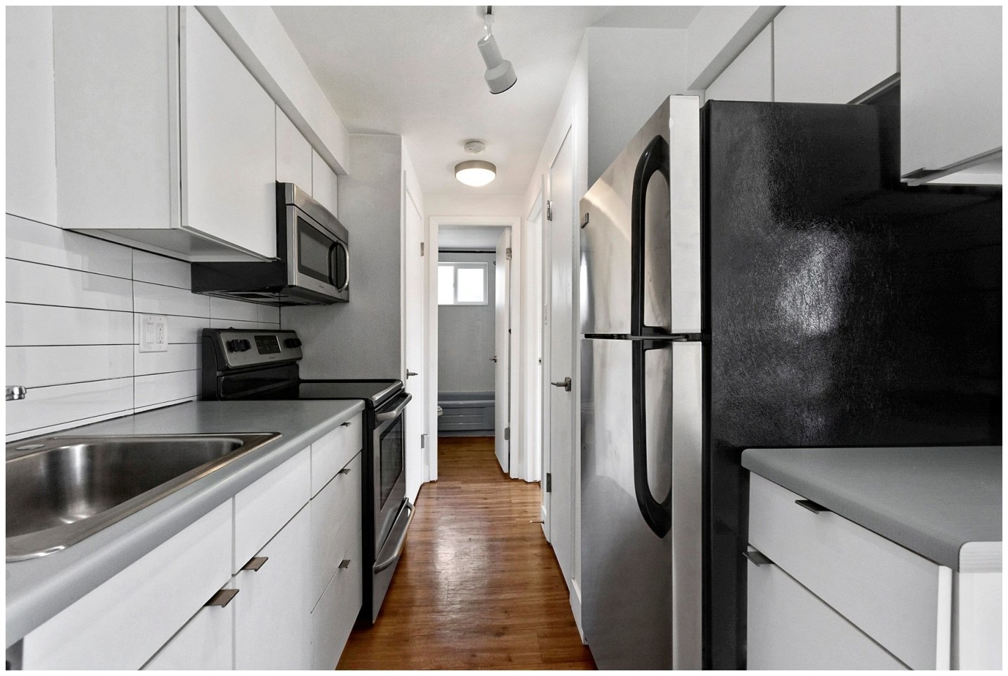 2441 S. York St. Image 2