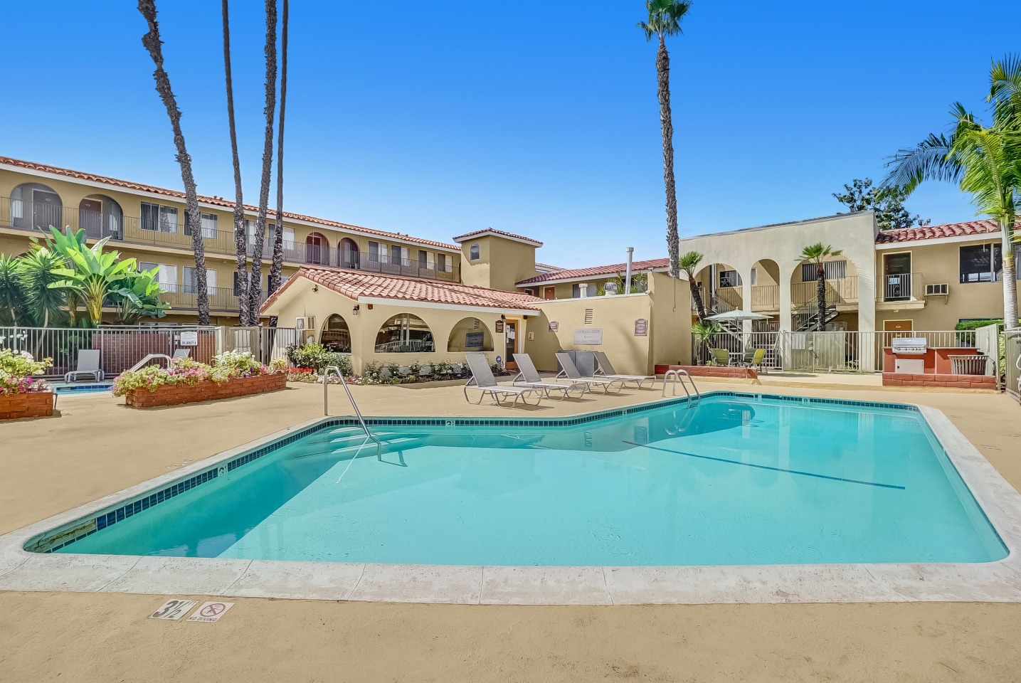 Capistrano Gardens Image 44