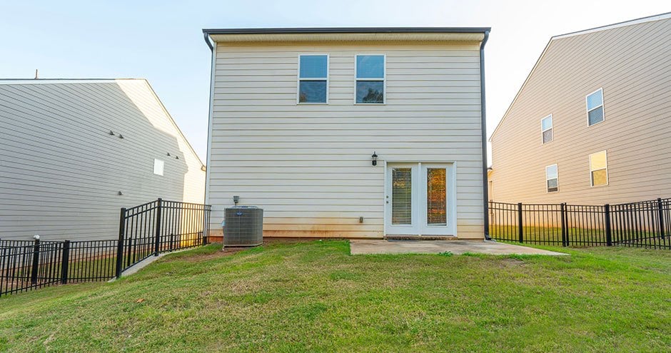 Poplar Village Image 30
