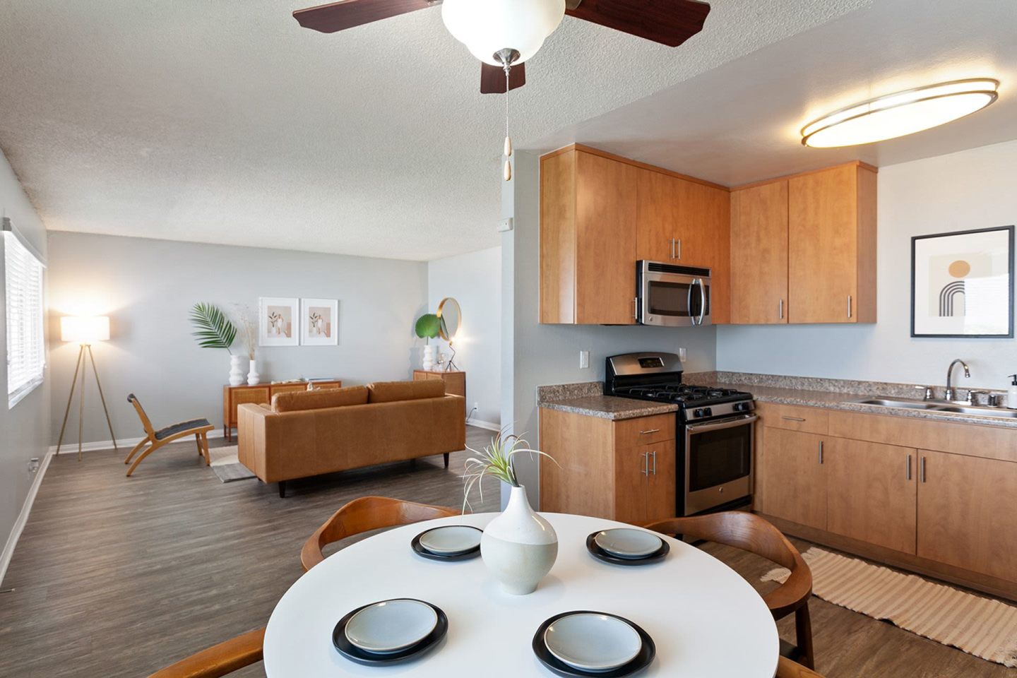 The Circle Apartments at Long Beach Image 29