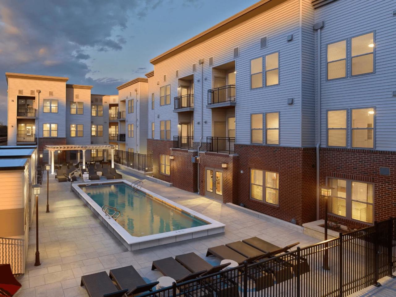 Eastside Flats Apartments Image 1