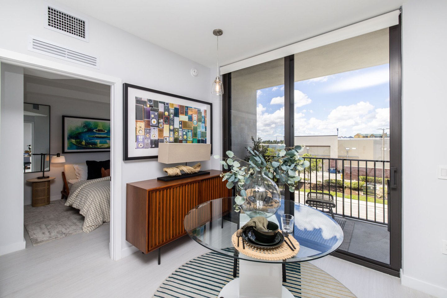 Oasis Pointe Residences Image 14