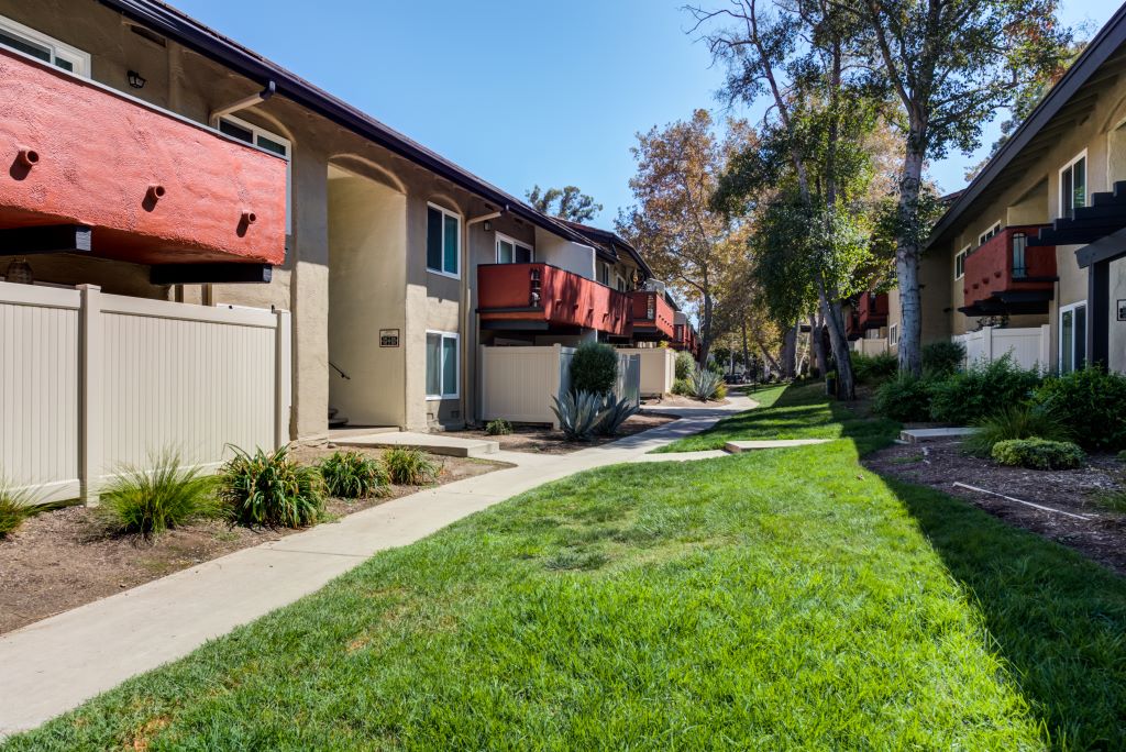 The Meadows at Westlake Village Image 10