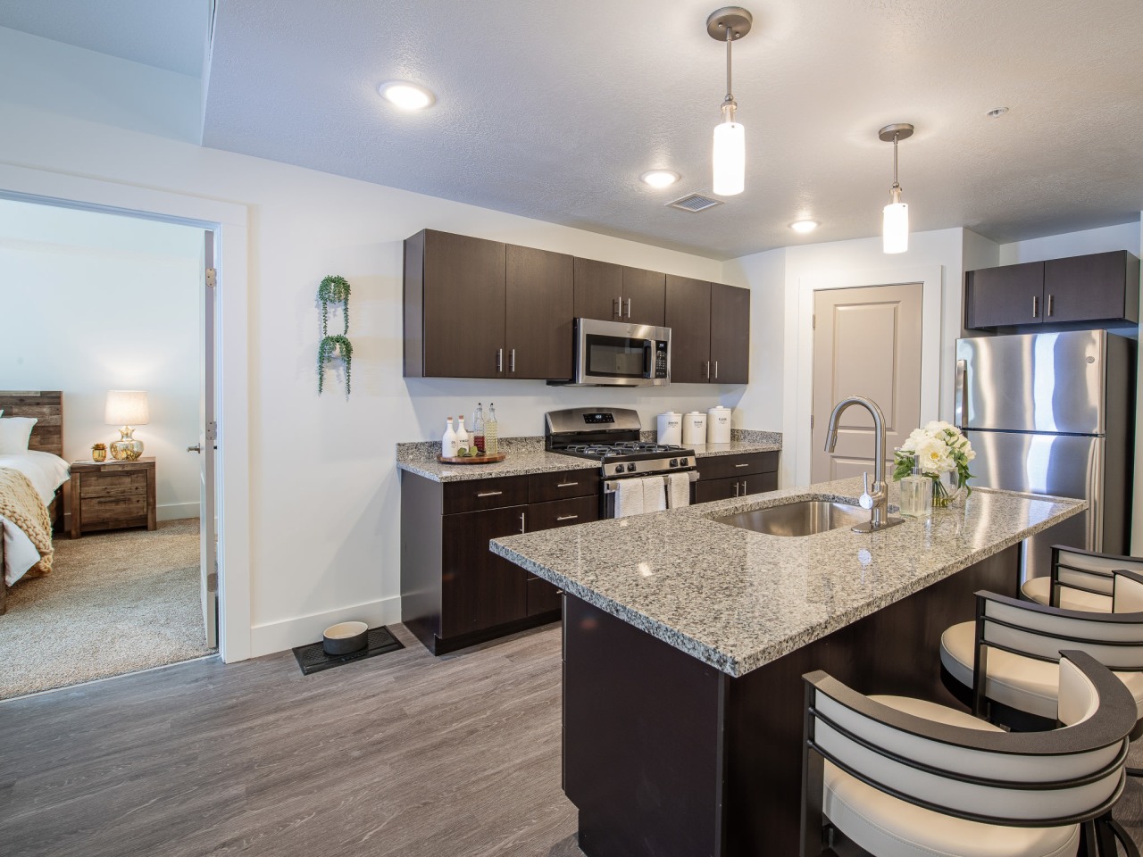 Point of View Apartments Image 4