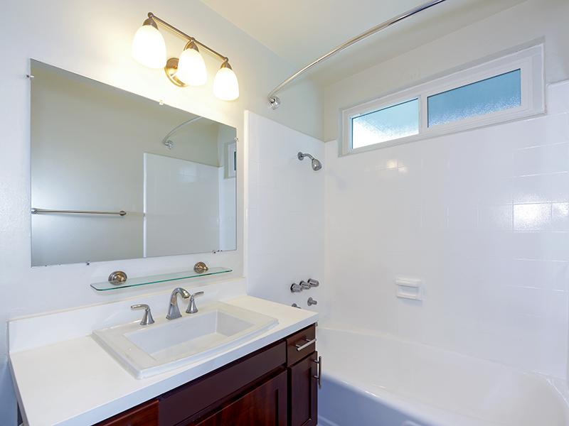 Luxe at Burbank Image 11