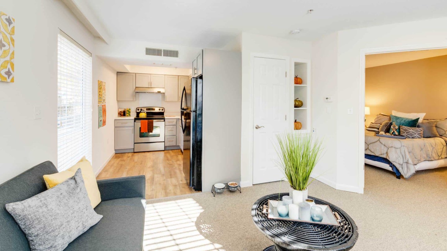 Hillside Apartment Homes 62+ Image 9