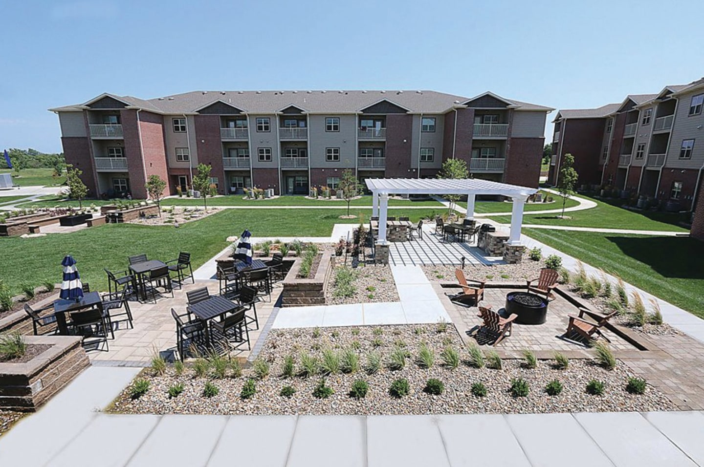 Lincoln Summit Falls Apartments & Townhomes Image 33