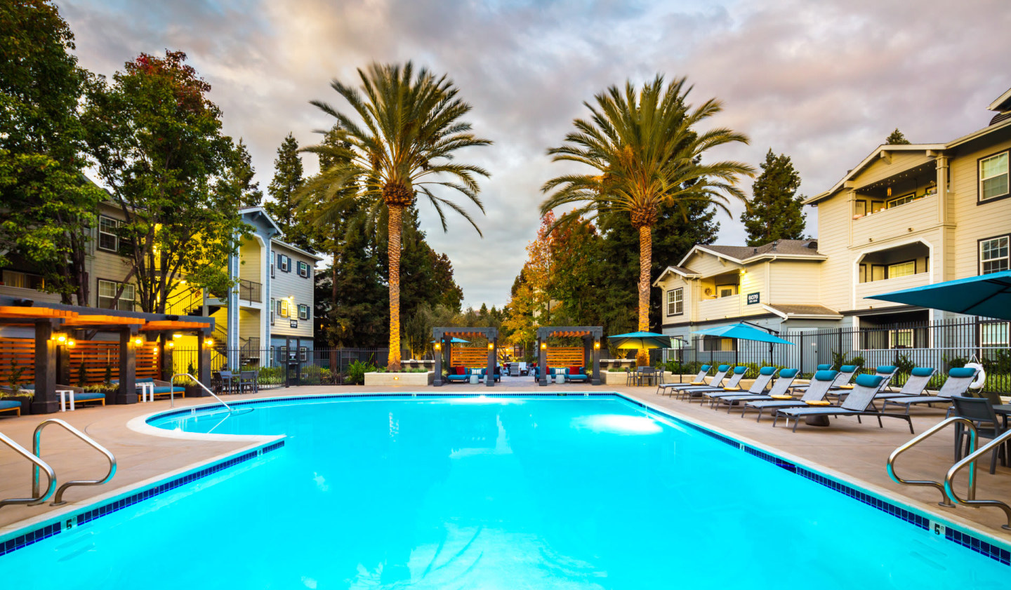 Monterey Grove Apartments Image 13