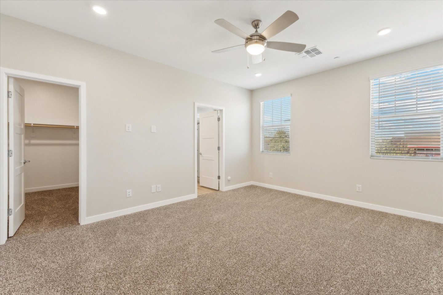 Avalon Townhomes Image 42
