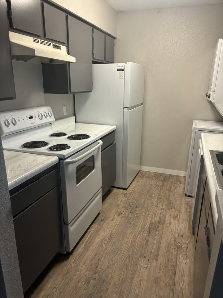 Riverway Apartment Homes Image 11