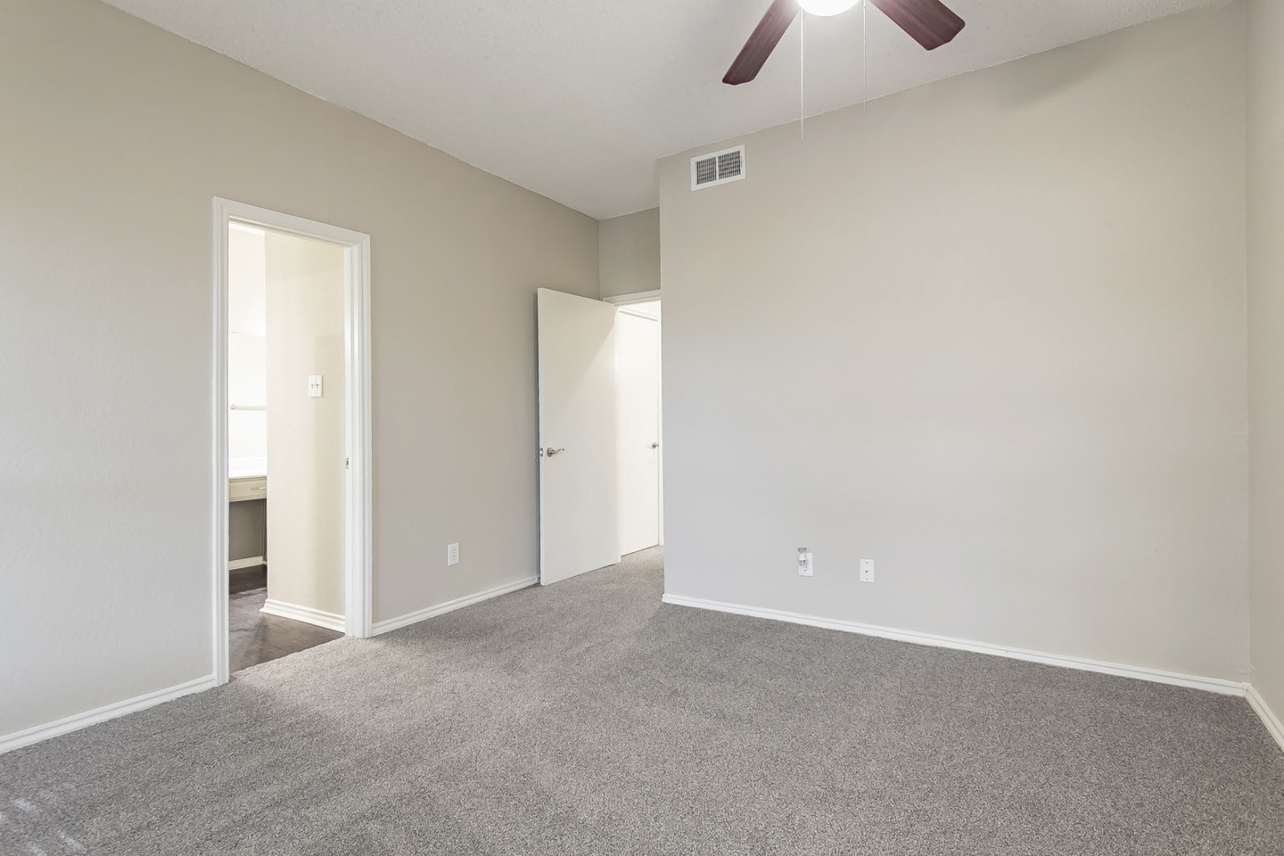 Broadmoor Villa Image 30