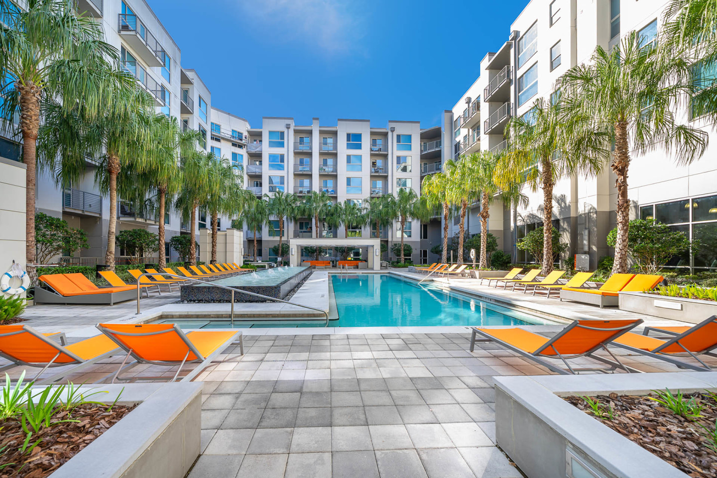 Nora Apartments Image 1