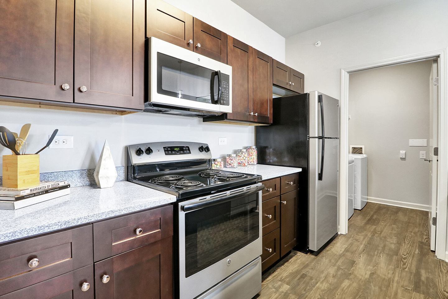 Landmark Apartments I & II Image 42