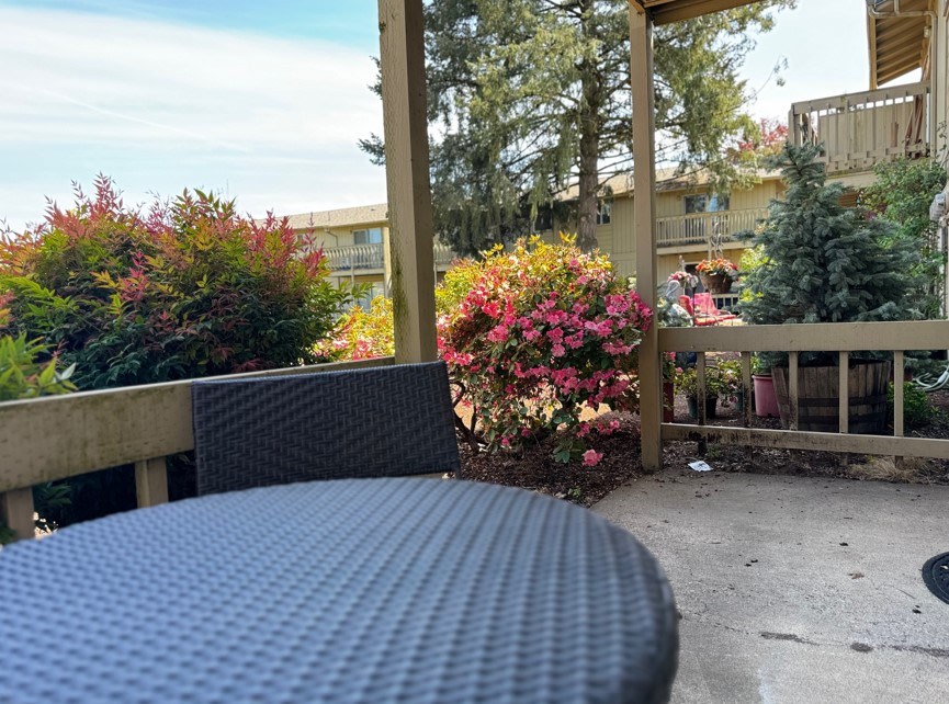 Gateway Village Image 21