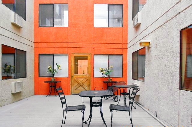 Truckee River Terrace Apartments Image 11
