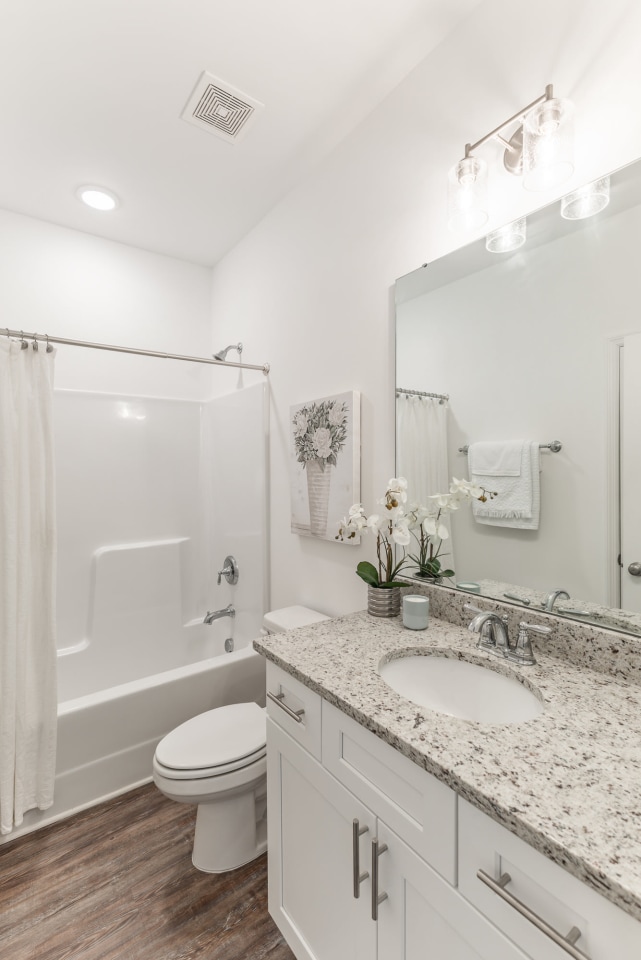 Twin Oaks Townhomes Image 16
