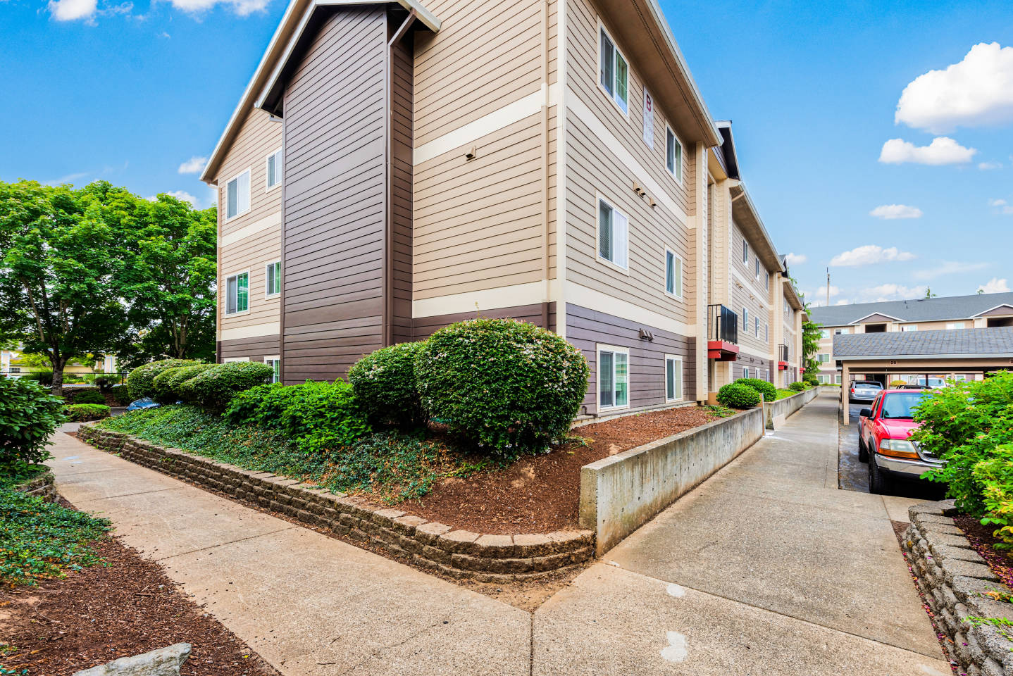 Chelsey Lane Image 19