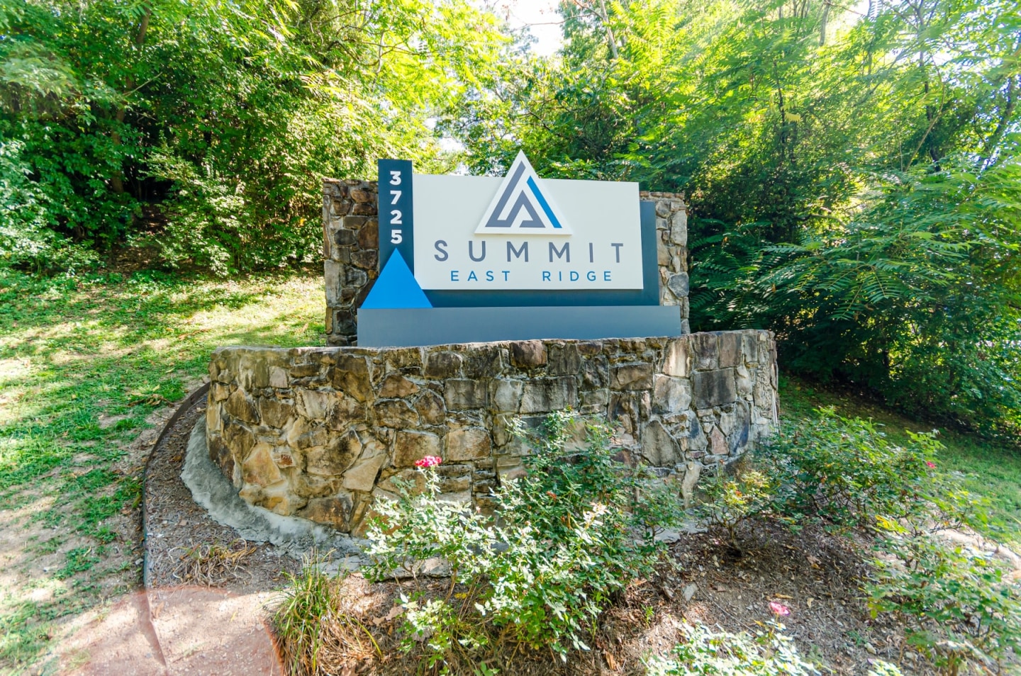 Summit East Ridge Image 20
