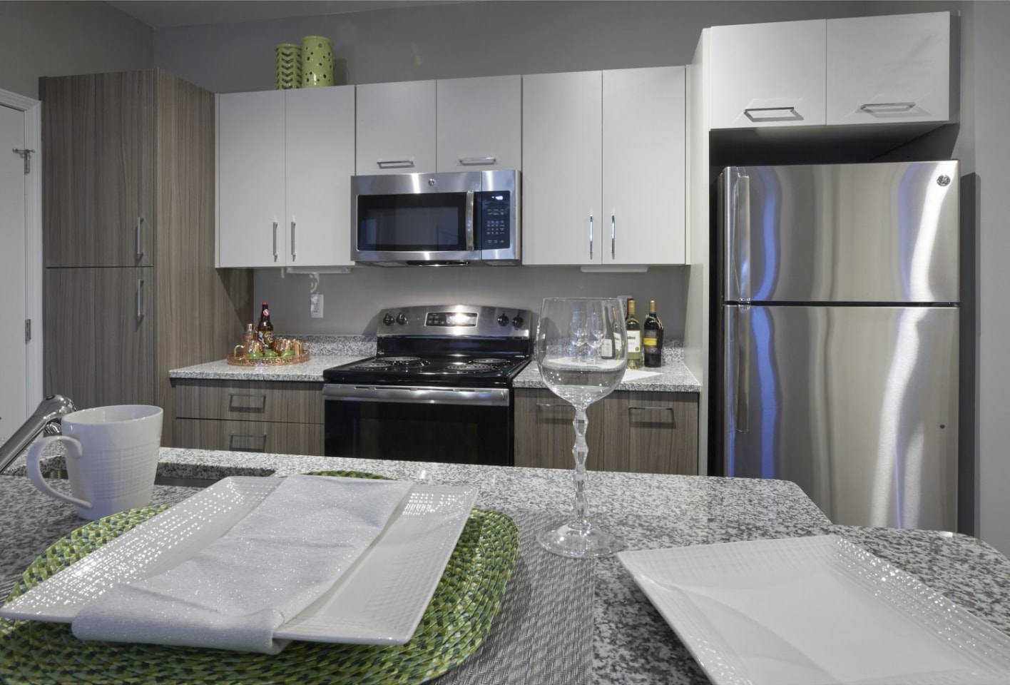 Five Points Apartments Image 12