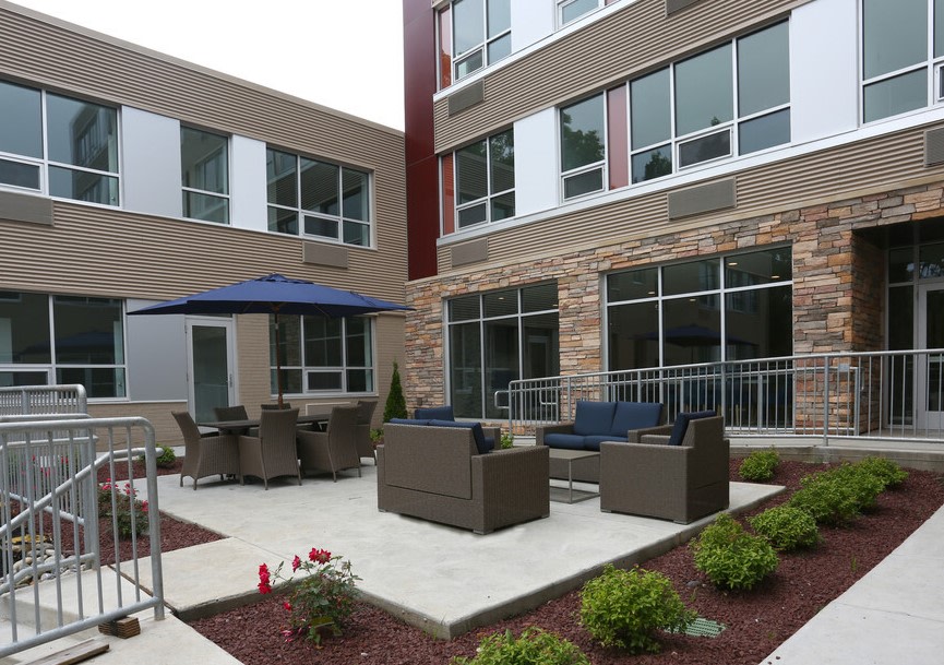Falls Bridge Lofts Image 12