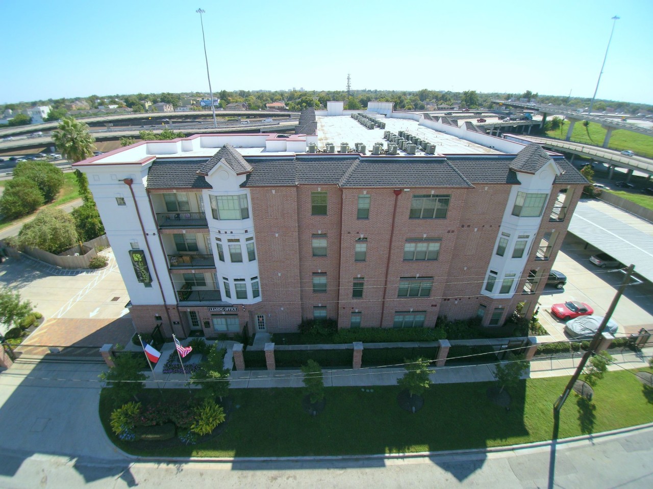 Midtown Grove Image 2