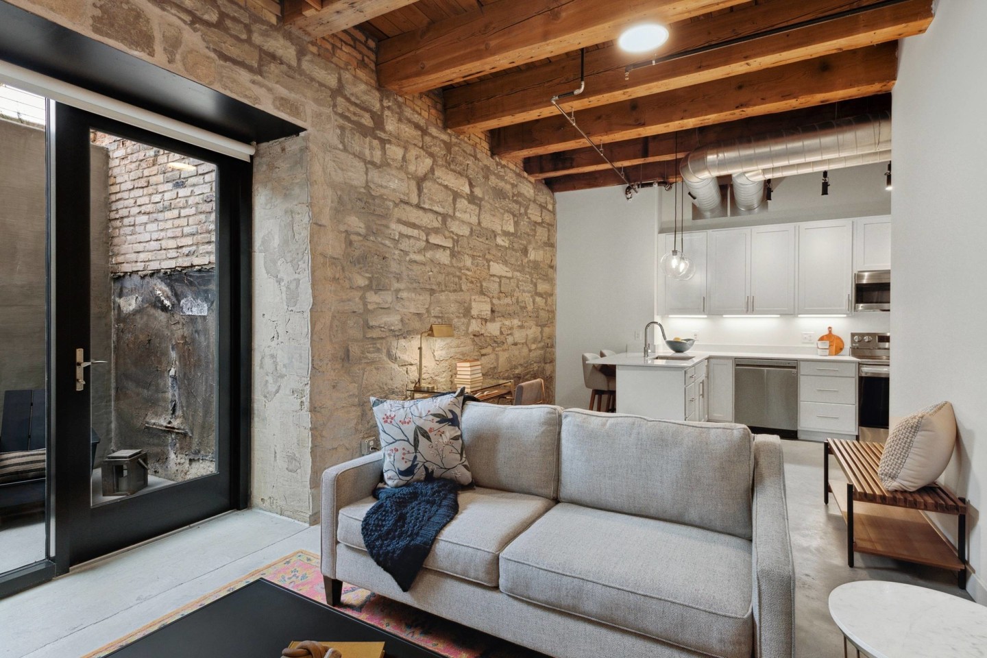 724 Lofts Image 37