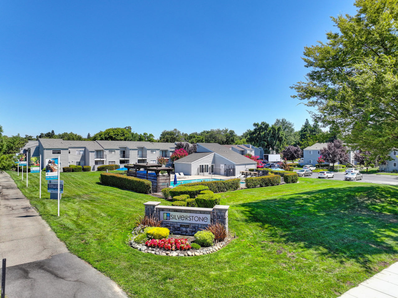 Silverstone Apartments Image 49