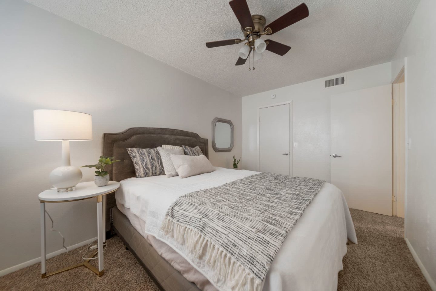 Brookwood Apartments Image 17
