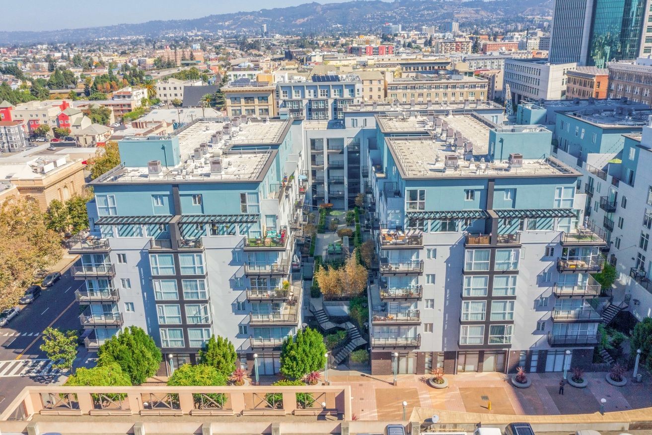 Domain Oakland Image 36
