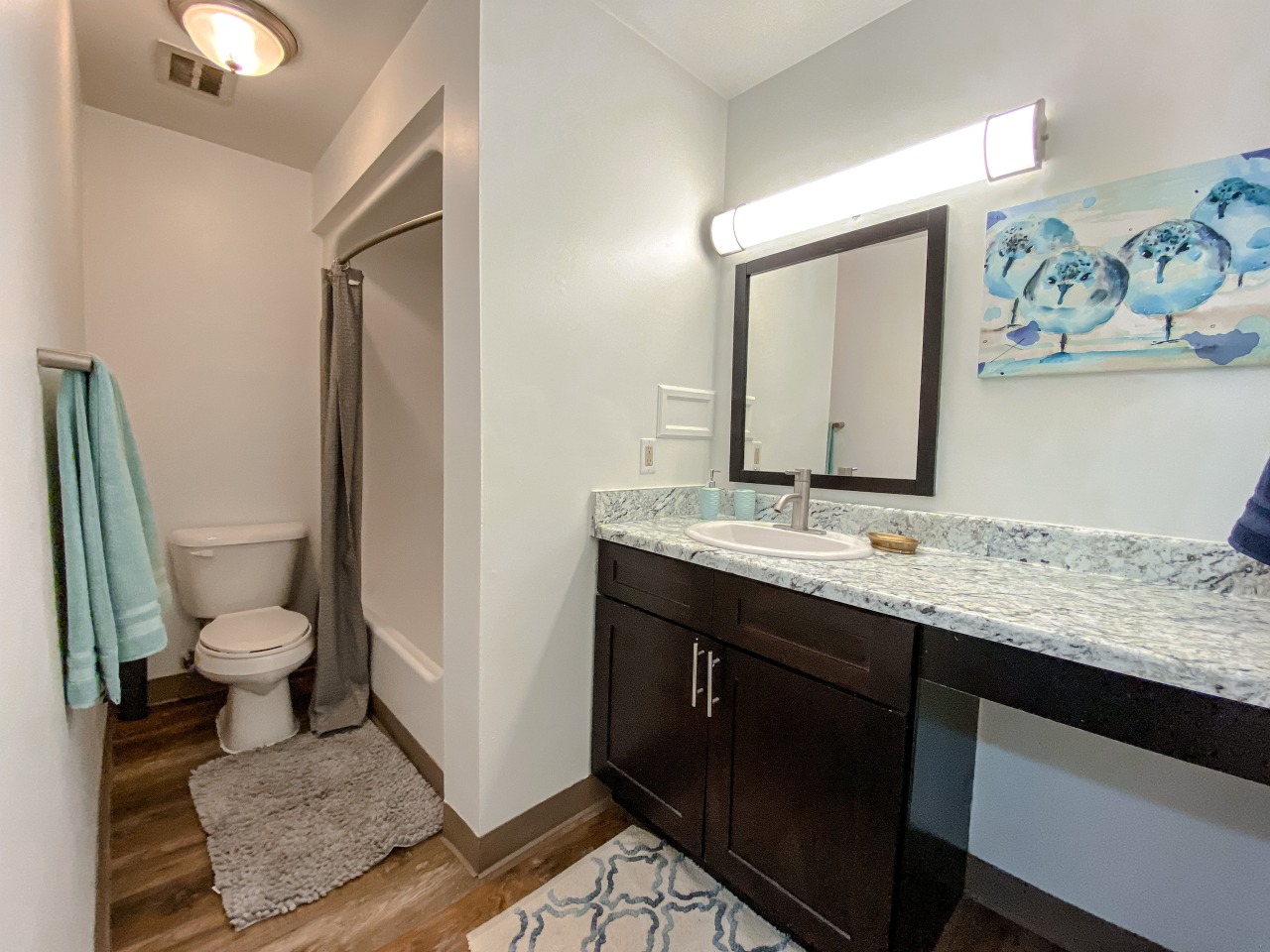 Camelot East Apartments Image 10