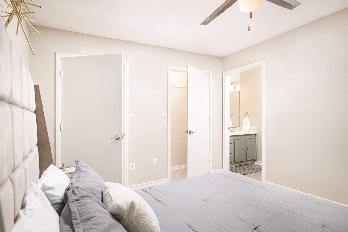 Midsouth 301 Image 6