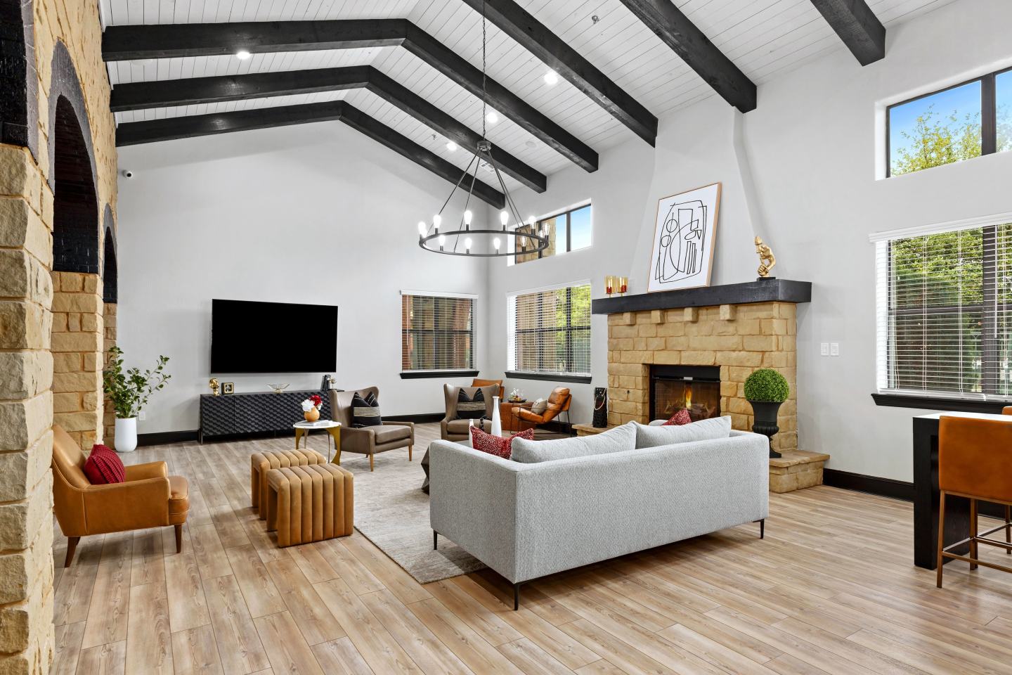 Bella Madera Image 4