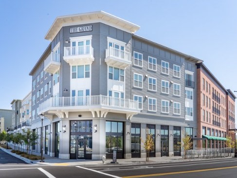 The Grand at Hercules Bayfront Image 15