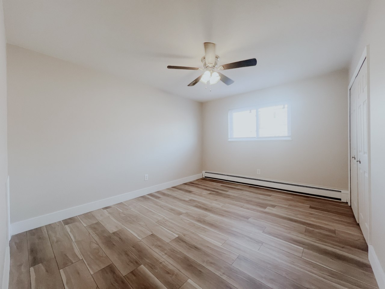 Emerald Village Apartments Image 9