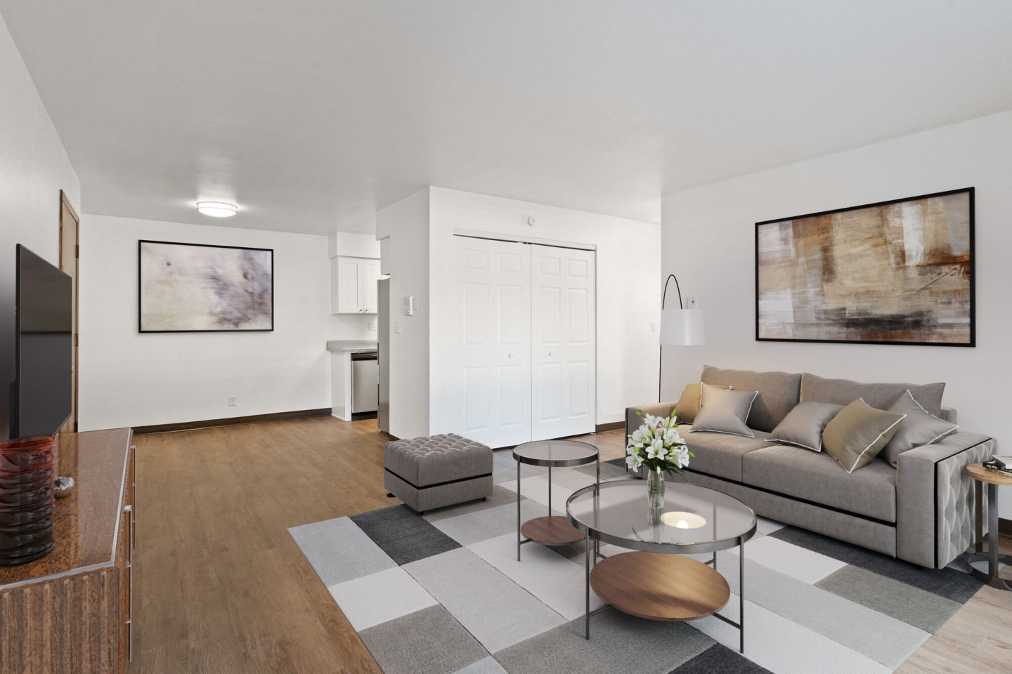 Hillcrest Apartments Image 2